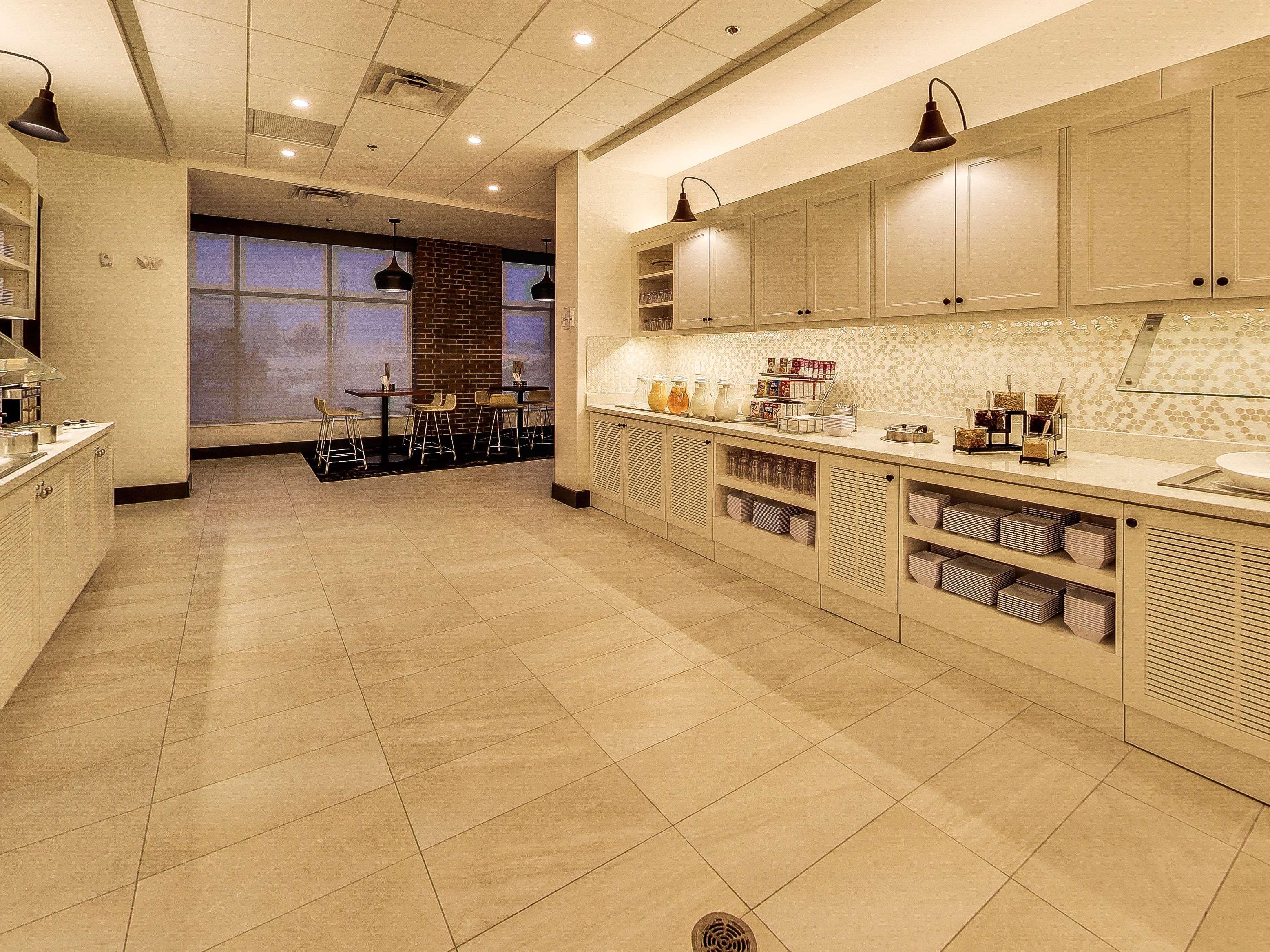 Hyatt Place Edmonton West Extérieur photo