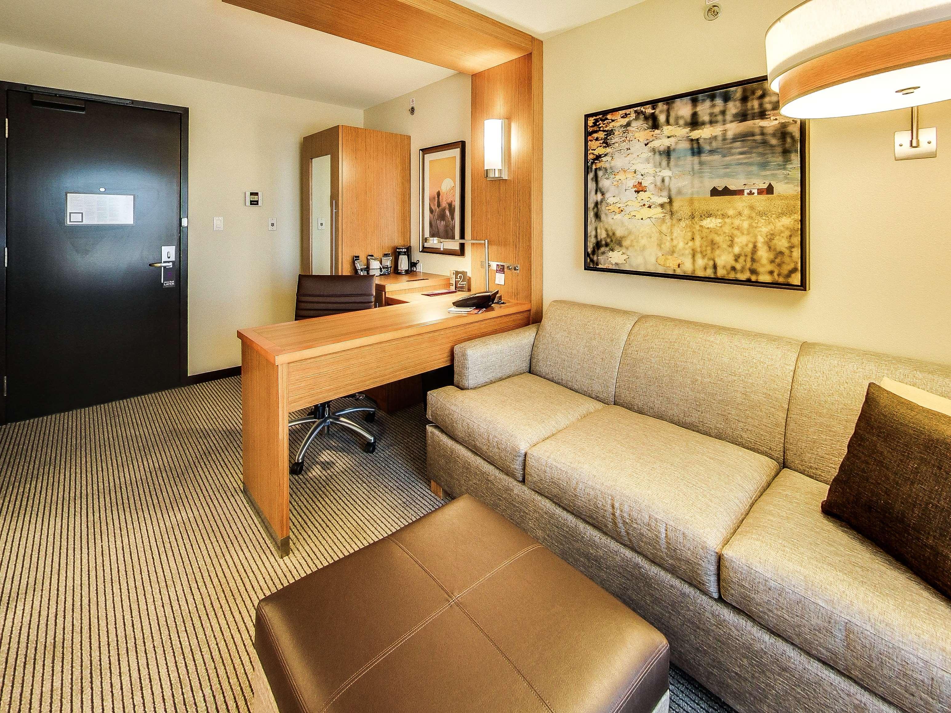 Hyatt Place Edmonton West Extérieur photo